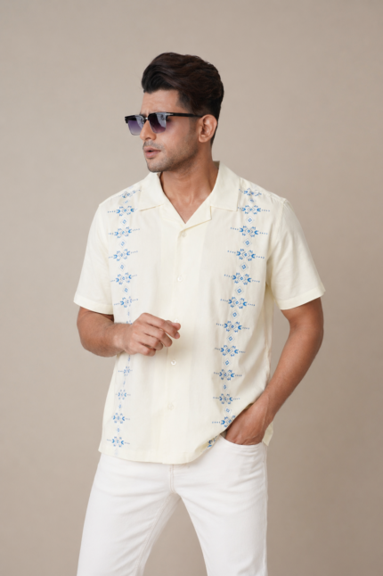 Premium Vertical Creative Pattern Printed Summer Wear Shirt for Men Half Sleeve Cuban Collar Casual Beach Resort Vacation Style Shirt
